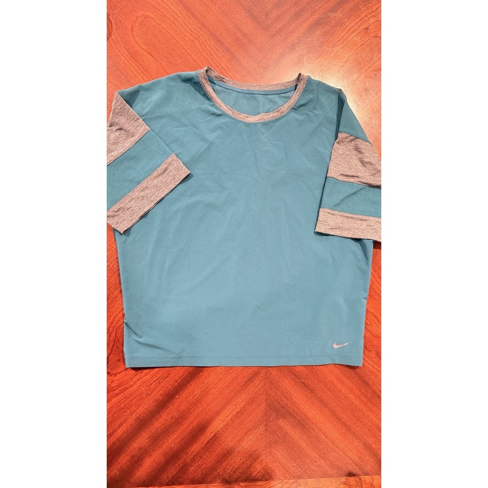 Nike Dri Fit Womens Small Teal Gray‎ Short Sleeve Athletic Training Top Shirt